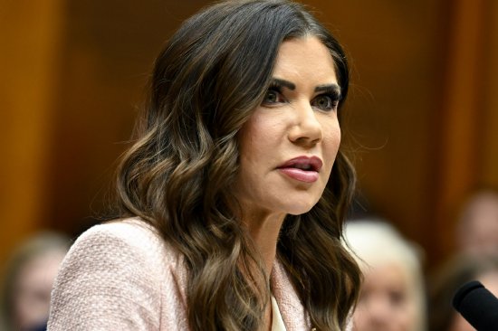 美国政坛风云突变,科技巨头现金承压;全球央行谨慎观望。 新闻 美国政坛风云突变,科技巨头现金承压;全球央行谨慎观望。 新闻 美国政坛风云突变,科技巨头现金承压;全球央行谨慎观望。 新闻 美国政坛风云突变,科技巨头现金承压;全球央行谨慎观望。 新闻