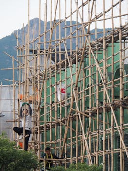 从一人公司热议看创业新风貌；政策回应及时跟进；多方合力破解发展难题。 企业服务