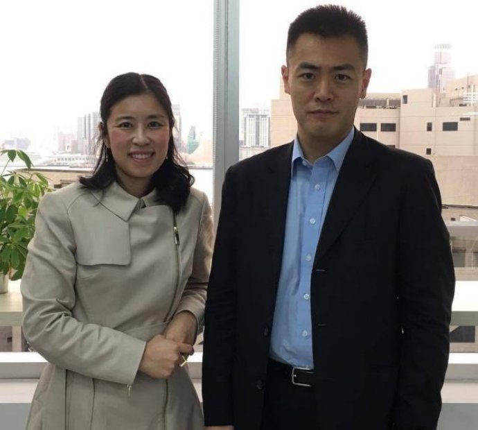 父亲身家超过李嘉诚,他不爱美女爱丑女,继承60亿家产坐地铁上班 新闻