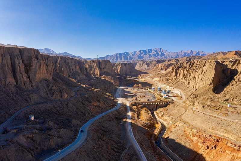 中国第一石油之都,为何沦为“鬼城” 新闻