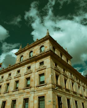 证监会最新发布!首部落实私募条例的行政规章来了,强化穿透和差异化披露 新闻