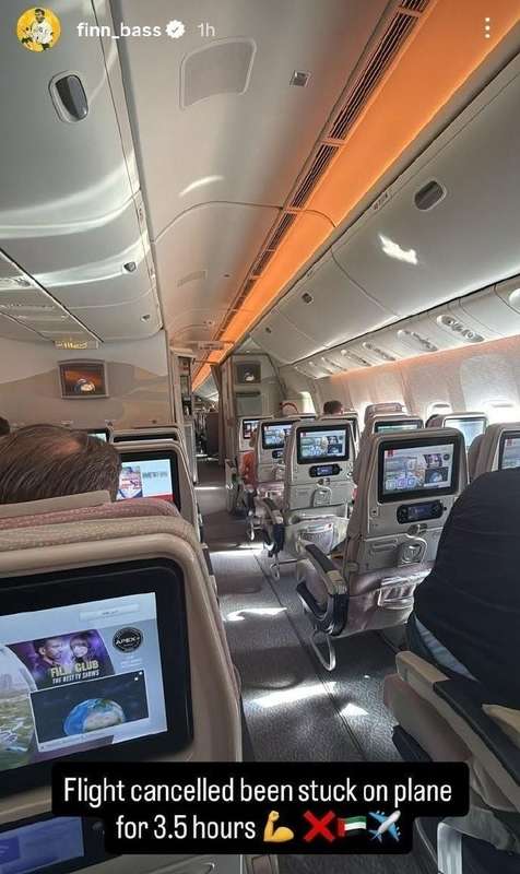  中国选手周意、孙发京抵达阿联酋参赛，该比赛目前已暂停 新闻