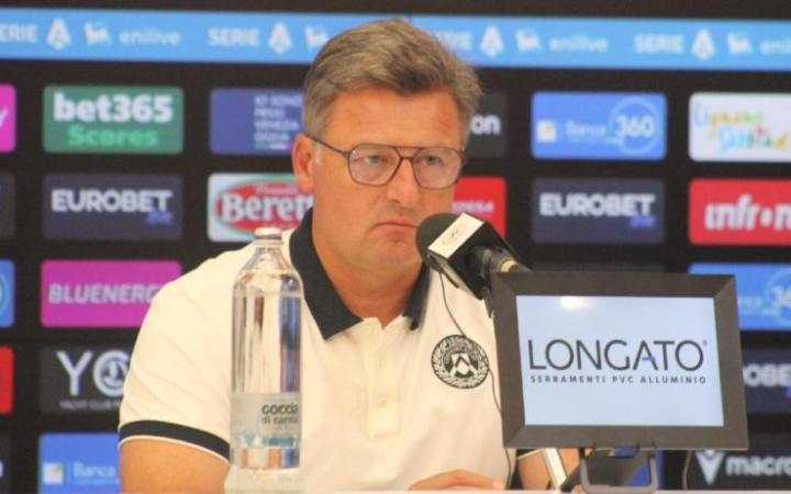  鲁尼亚伊奇：凯南-戴维斯能进入大名单；赛季还很长，别慌 新闻