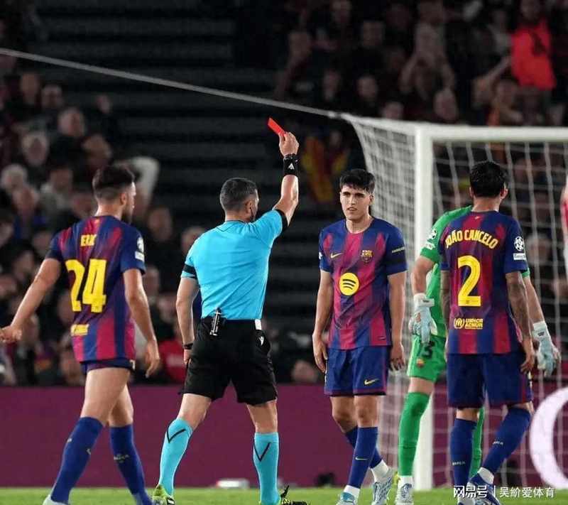 【战术复盘】巴黎零封利物浦的底层逻辑：压迫体系与空间控制的极致演绎