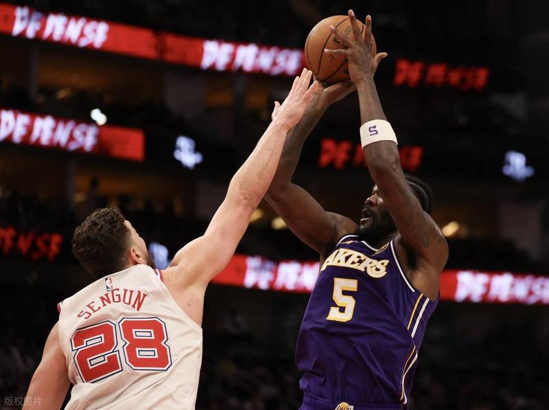  勇士"战略性放弃"背后的博弈逻辑：深度解析西部格局的蝴蝶效应 体育新闻 勇士"战略性放弃"背后的博弈逻辑：深度解析西部格局的蝴蝶效应 体育新闻